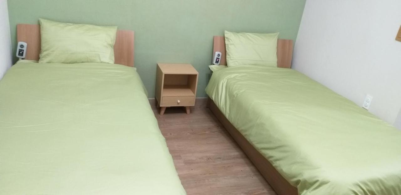 ג'גו Moon Forest Guesthouse מראה חיצוני תמונה