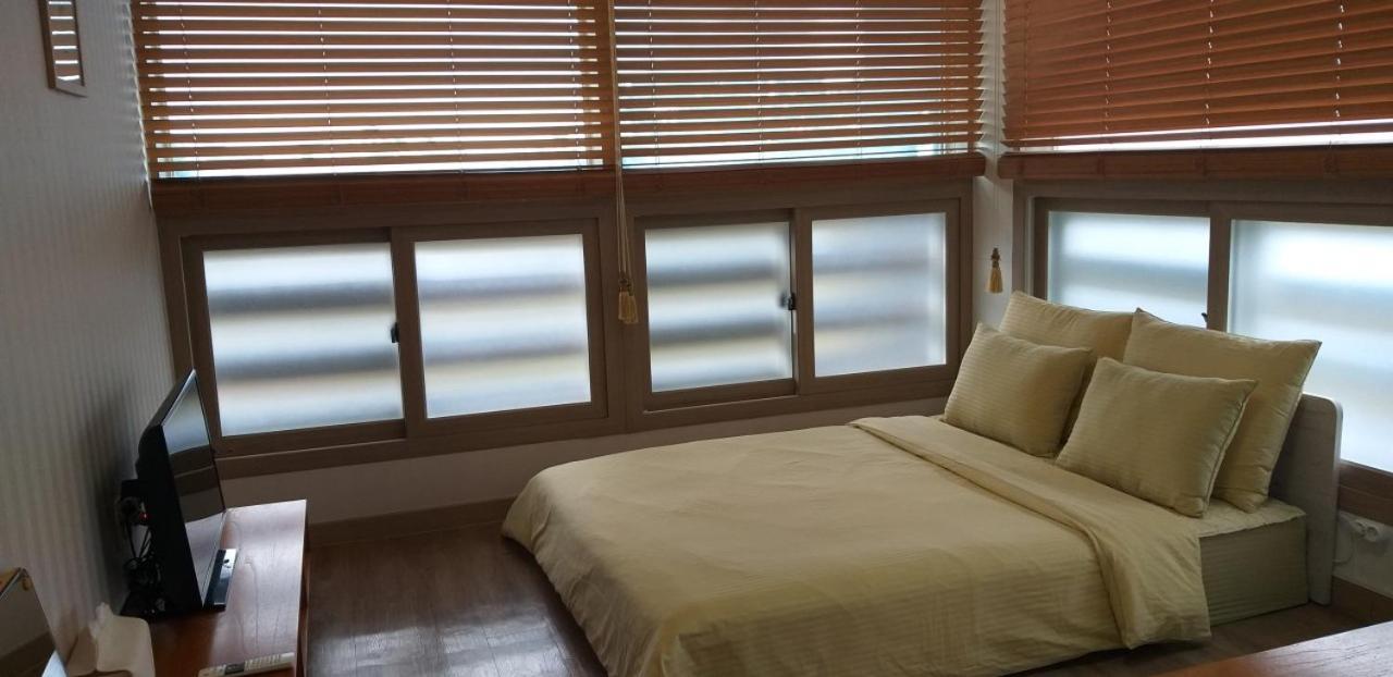 ג'גו Moon Forest Guesthouse מראה חיצוני תמונה