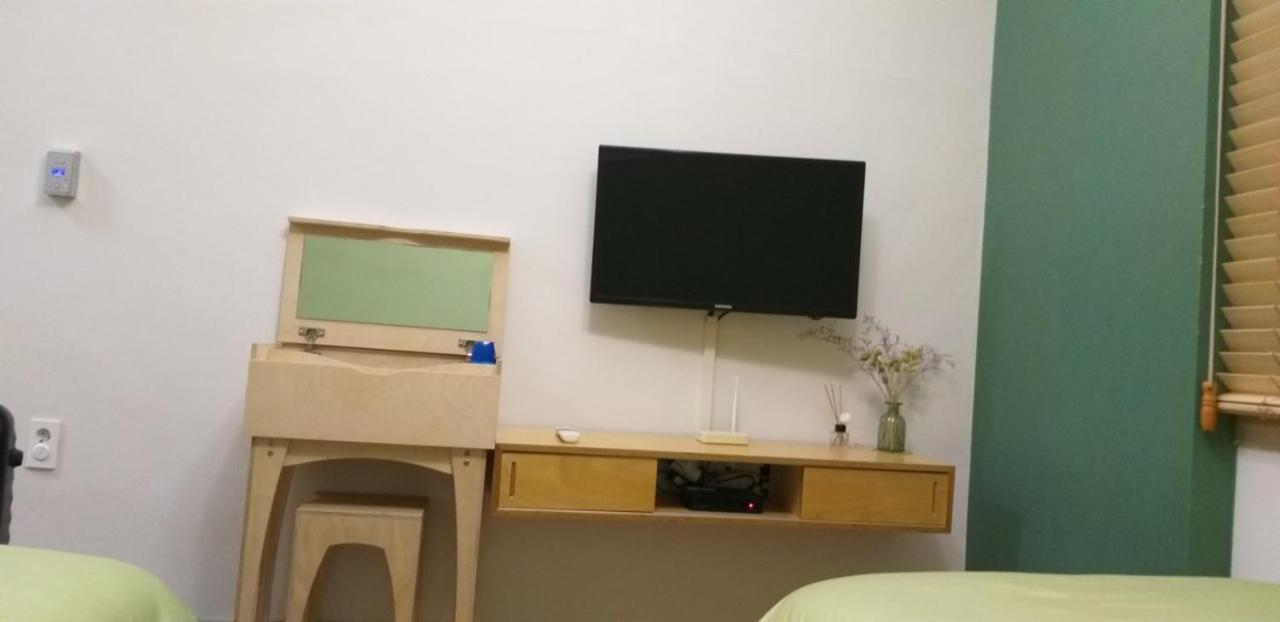 ג'גו Moon Forest Guesthouse מראה חיצוני תמונה