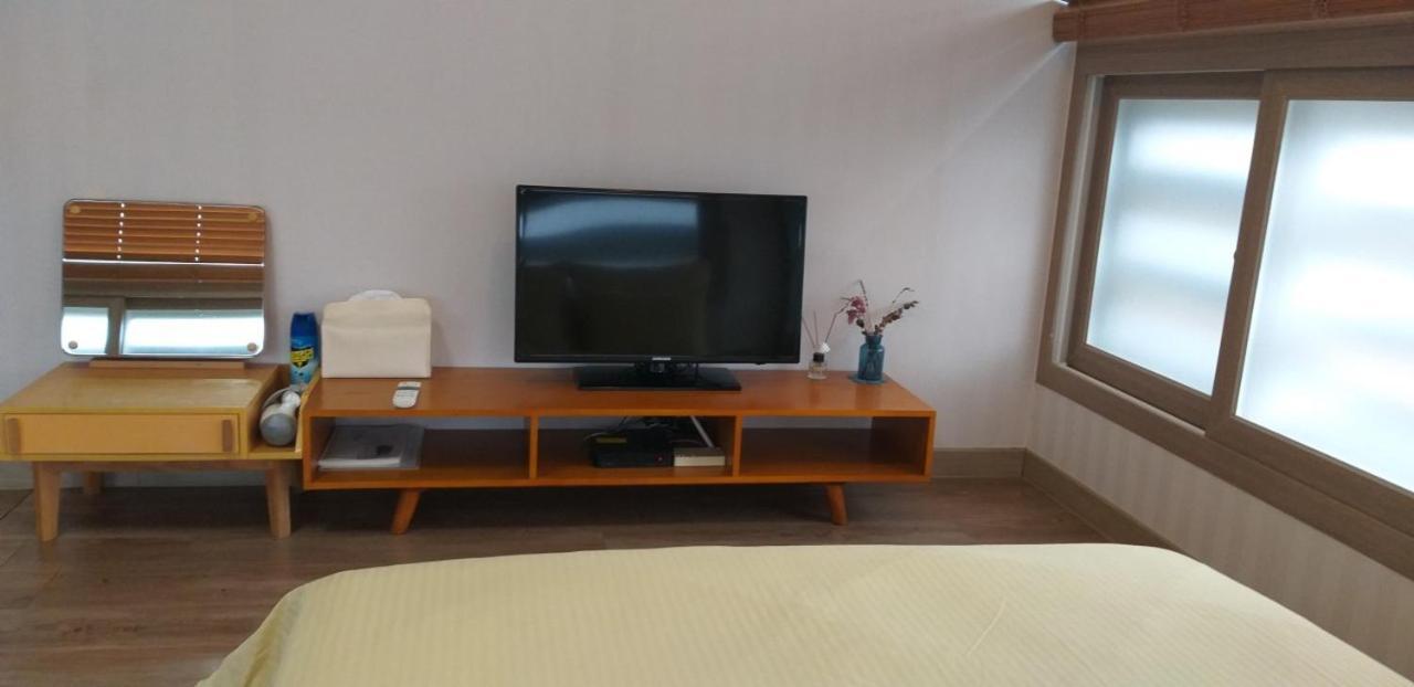 ג'גו Moon Forest Guesthouse מראה חיצוני תמונה